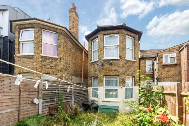 Ground Floor Flat, 79 London Road, Plaistow, London, E13 0DA 4