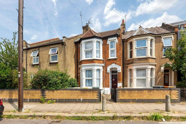 Ground Floor Flat, 79 London Road, Plaistow, London, E13 0DA 4