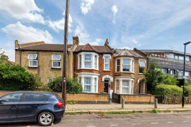 Ground Floor Flat, 79 London Road, Plaistow, London, E13 0DA 4