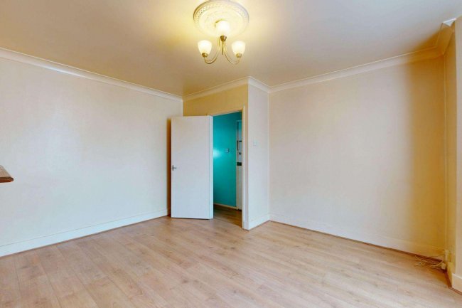 Ground Floor Flat, 79 London Road, Plaistow, London, E13 0DA 4