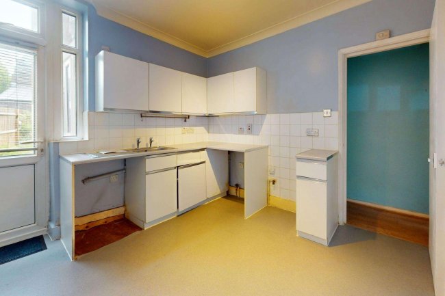 Ground Floor Flat, 79 London Road, Plaistow, London, E13 0DA 4