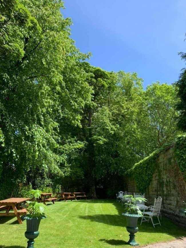 Rosehill House Hotel, Rosehill Avenue, Burnley, BB11 2PW 42