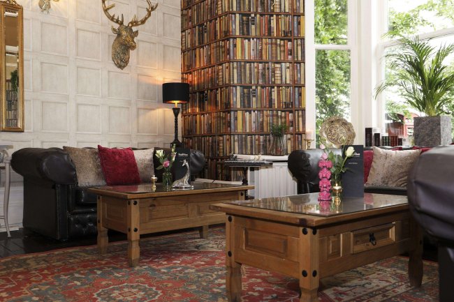 Rosehill House Hotel, Rosehill Avenue, Burnley, BB11 2PW 42