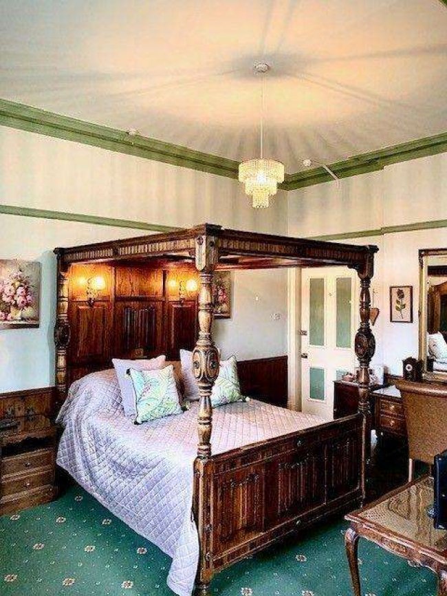 Rosehill House Hotel, Rosehill Avenue, Burnley, BB11 2PW 42