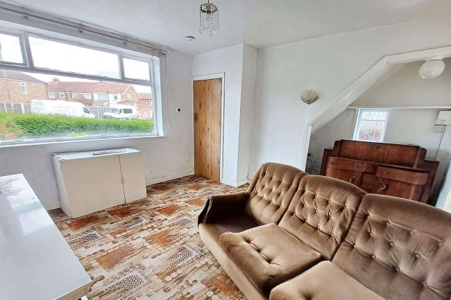 19 Beech Avenue, Droylsden, Manchester M43 6FR 5