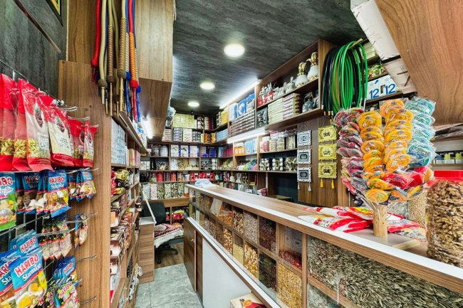 207 - 209 High Road, Willesden, London NW10 2SB 6