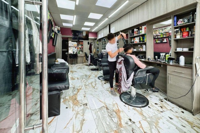 207 - 209 High Road, Willesden, London NW10 2SB 6