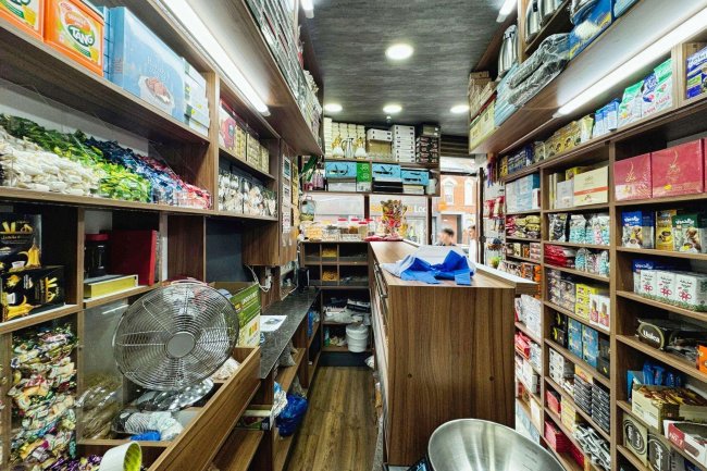 207 - 209 High Road, Willesden, London NW10 2SB 6