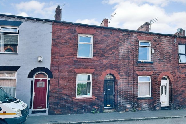 39 Albert Street, Chadderton, Oldham, OL9 7HB 10