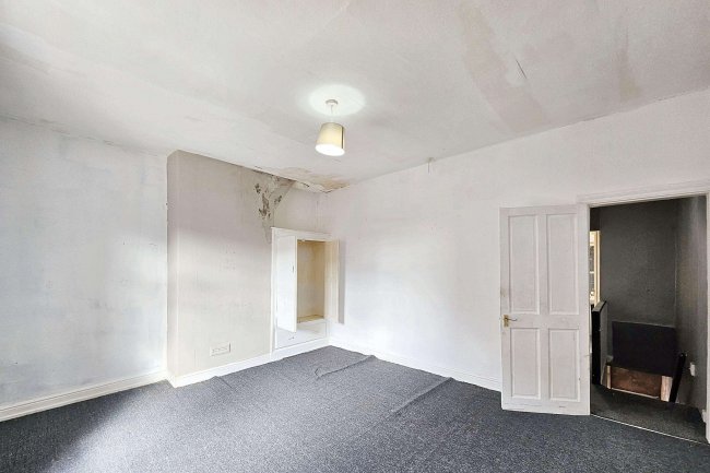 39 Albert Street, Chadderton, Oldham, OL9 7HB 10