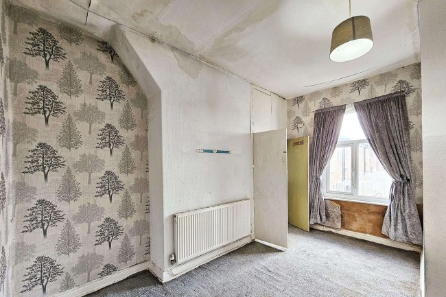 39 Albert Street, Chadderton, Oldham, OL9 7HB 10