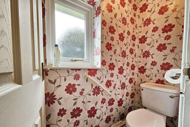 13 Hewart Drive, Fairfield, Bury, Greater Manchester, BL9 7NF 6