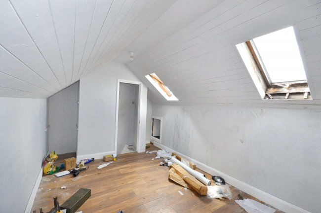 20 Doverfield Road, Brixton Hill, London SW2 5NB 10