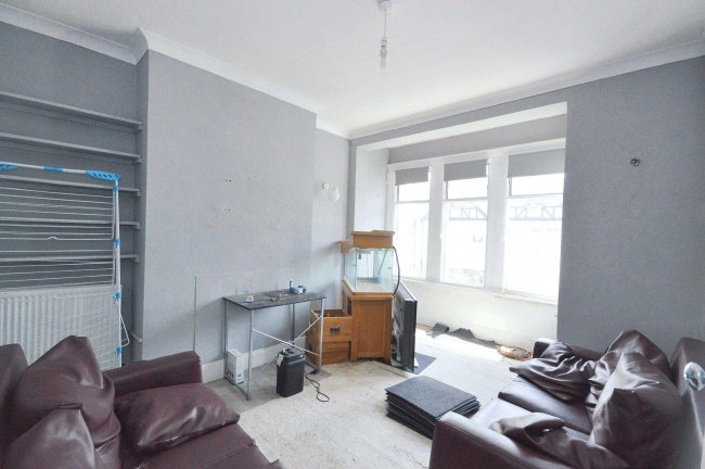 20 Doverfield Road, Brixton Hill, London SW2 5NB 10