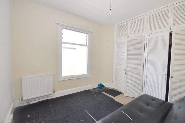 20 Doverfield Road, Brixton Hill, London SW2 5NB 10