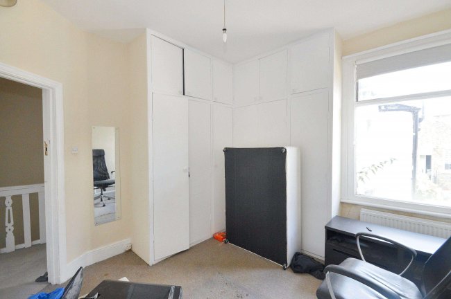 20 Doverfield Road, Brixton Hill, London SW2 5NB 10