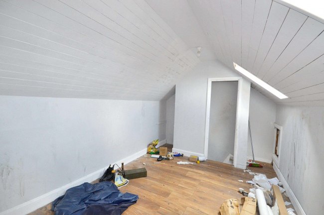 20 Doverfield Road, Brixton Hill, London SW2 5NB 10