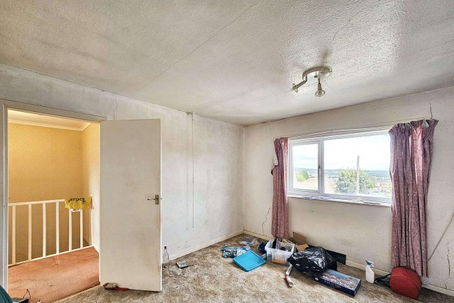 15 Nightingale Road, Blackrod, Bolton, BL6 5DX 4