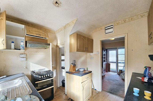 15 Nightingale Road, Blackrod, Bolton, BL6 5DX 4