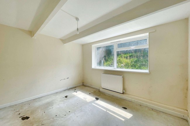 129 Lower Brook Meadow, Sidford, Sidmouth, Devon EX10 9PU 4