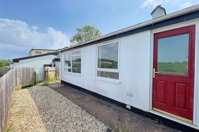 129 Lower Brook Meadow, Sidford, Sidmouth, Devon EX10 9PU 4