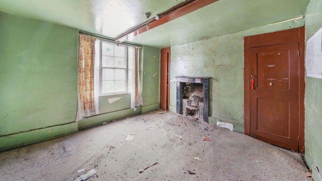 72 Compton Street, Clerkenwell, London, EC1V 0BN 9