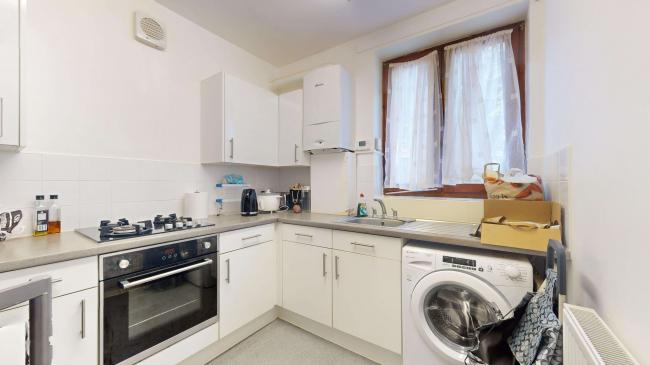 Flat 288 Wrens Park House, Warwick Grove, Clapton, London E5 9LT 2
