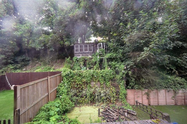 18 Battery Point, Sandgate, Hythe, Kent, CT21 5RR 7