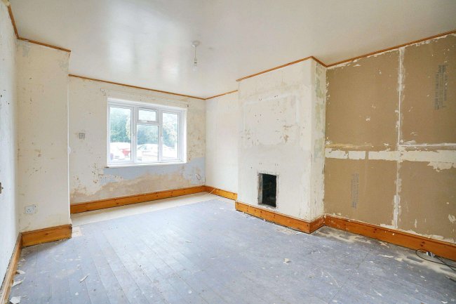 11 Warwick Avenue, Normanton, Derby, DE23 8DA 4