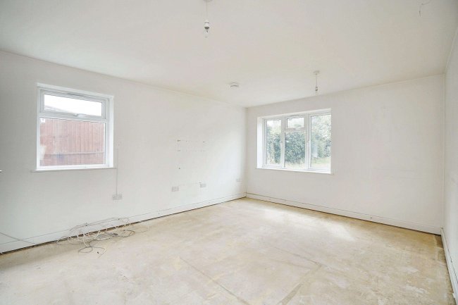 11 Warwick Avenue, Normanton, Derby, DE23 8DA 4