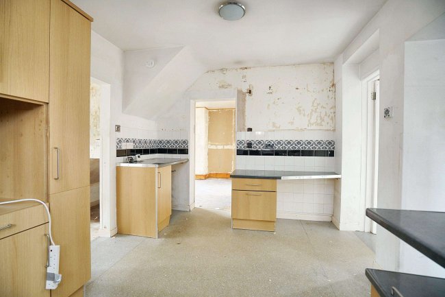 11 Warwick Avenue, Normanton, Derby, DE23 8DA 4