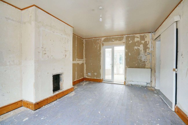 11 Warwick Avenue, Normanton, Derby, DE23 8DA 4