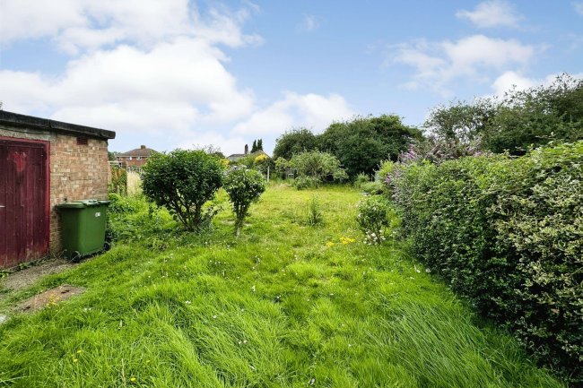 47 Beauchamp Close, Eaton Socon, St.Neots, Cambridgeshire, PE19 8BU 3