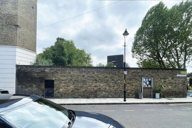 Land and buildings adjoining 121 Grosvenor Park, Camberwell, London SE5 0NJ 5