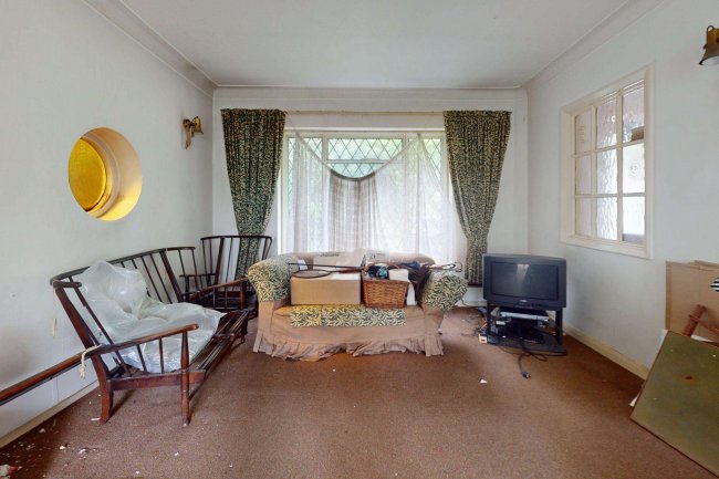 29 The Drive, Coulsdon, Surrey, CR5 2BL 5