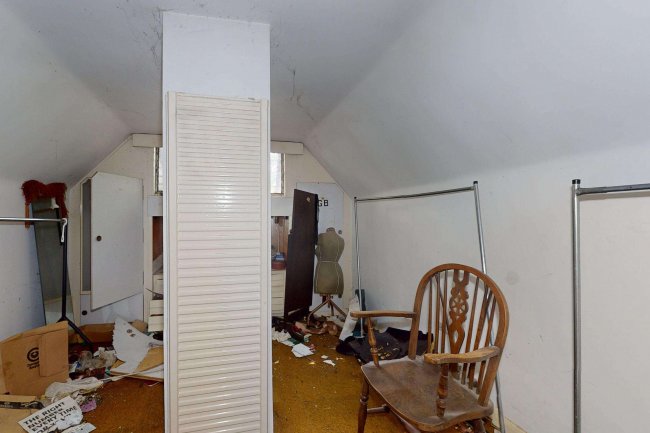 29 The Drive, Coulsdon, Surrey, CR5 2BL 5