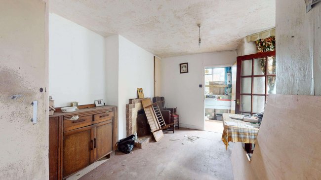 18 Noyna Road, Tooting Bec, London, SW17 7PH 8