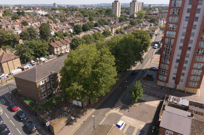 Garages at Royston Court, Stopford Road, Plaistow, London E13 0NP 3