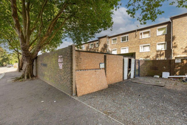 Garages at Royston Court, Stopford Road, Plaistow, London E13 0NP 3