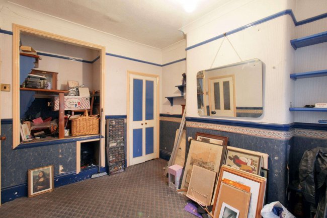 226/228 Kingston Road, Ilford, Essex, IG1 1PG 6