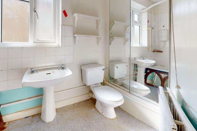 Flat B, 49 Tyrrell Road, East Dulwich, London, SE22 9NE 7