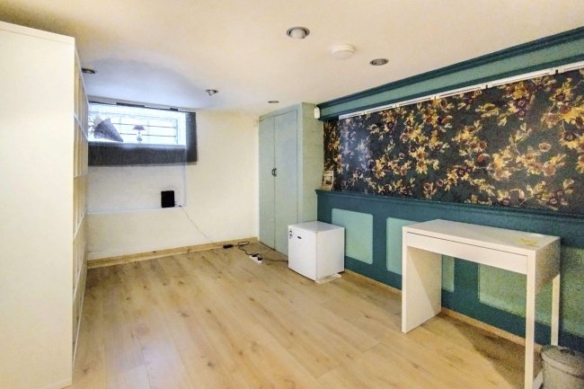 84 Highgate High Street, London N6 5HX 54