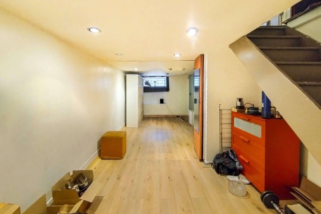 84 Highgate High Street, London N6 5HX 54