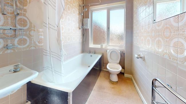 Flat 6 Heath House, 163 Brigstock Road, Thornton Heath, Surrey, CR7 7JP 10