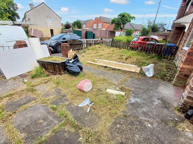 7 Acacia Road, Oldham, OL8 3LH 1