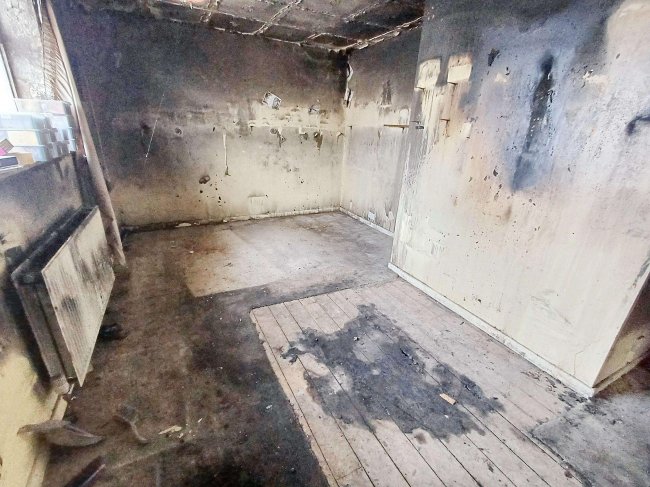 7 Acacia Road, Oldham, OL8 3LH 1