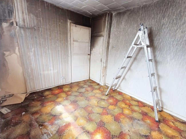 7 Acacia Road, Oldham, OL8 3LH 1