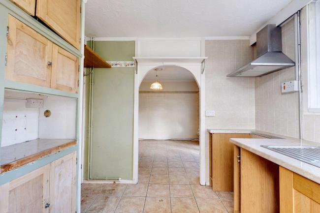 75 The Broadway, Bournemouth, Dorset, BH10 7EX 1