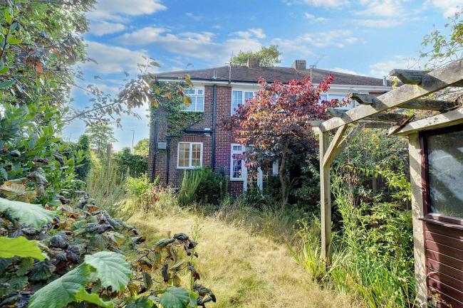 75 The Broadway, Bournemouth, Dorset, BH10 7EX 1