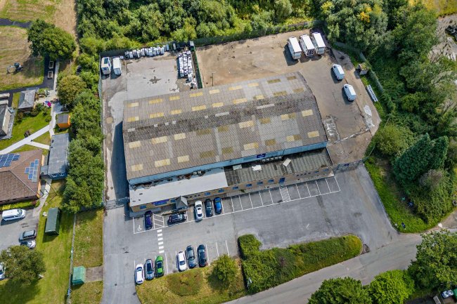 1 & 2 Alltycnap Road, Johnstown, Carmarthen, SA31 3QY 7